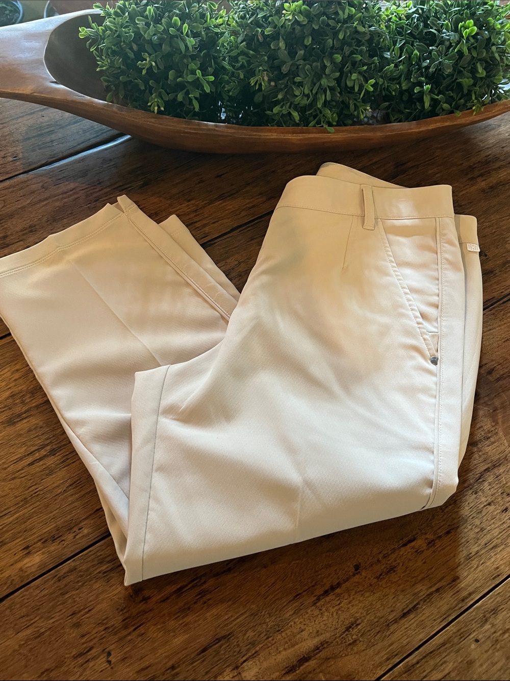 Puma Beige Capri Golf Pant.  Size 4